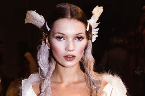 Kate Moss beauty looks