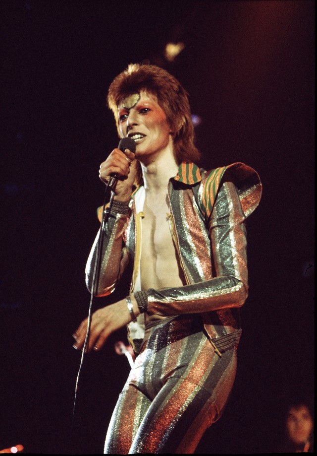 The beauty evolution of David Bowie