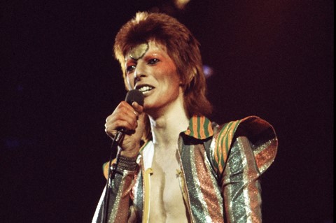 The beauty evolution of David Bowie